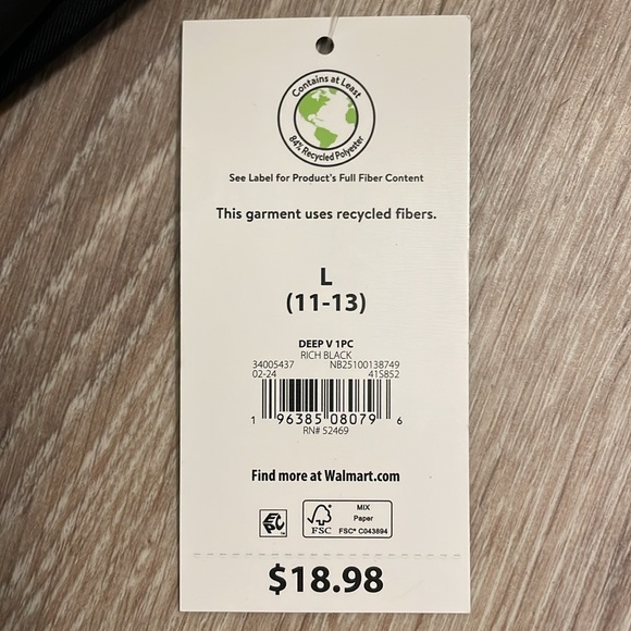 Women’s No Boundaries Juniors Ruched V-Neck One-Piece Swimsuit Halter Top Large - Picture 6 of 6